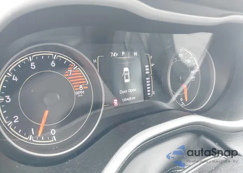 2017 Jeep Cherokee Latitude Fwd z USA, uszkodzony, nr VIN 1C4PJLCS5HW554430